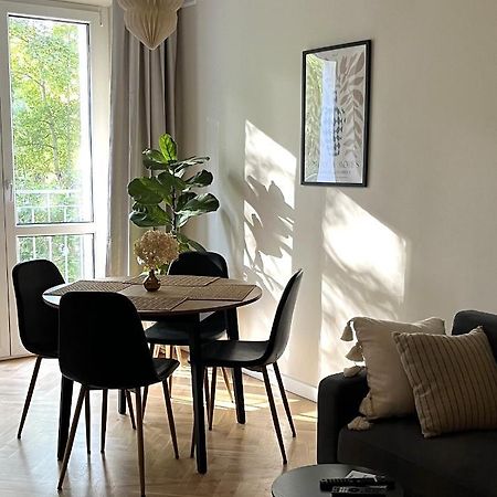 Luna Apartment Varsóvia Exterior foto